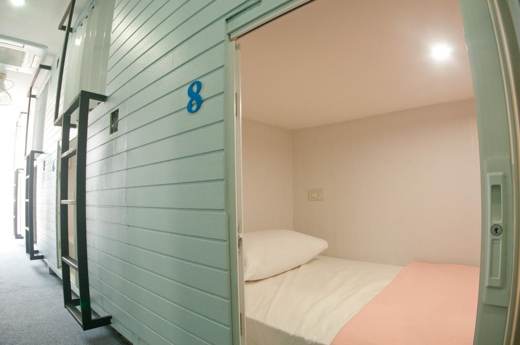 Hotel Capsule Suratthani Сурат Тхани Екстериор снимка