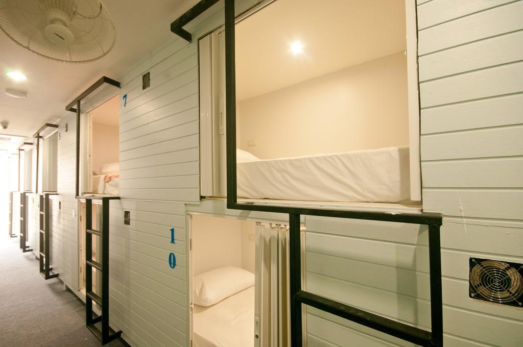 Hotel Capsule Suratthani Сурат Тхани Екстериор снимка