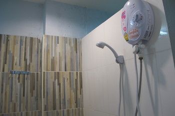 Hotel Capsule Suratthani Сурат Тхани Екстериор снимка